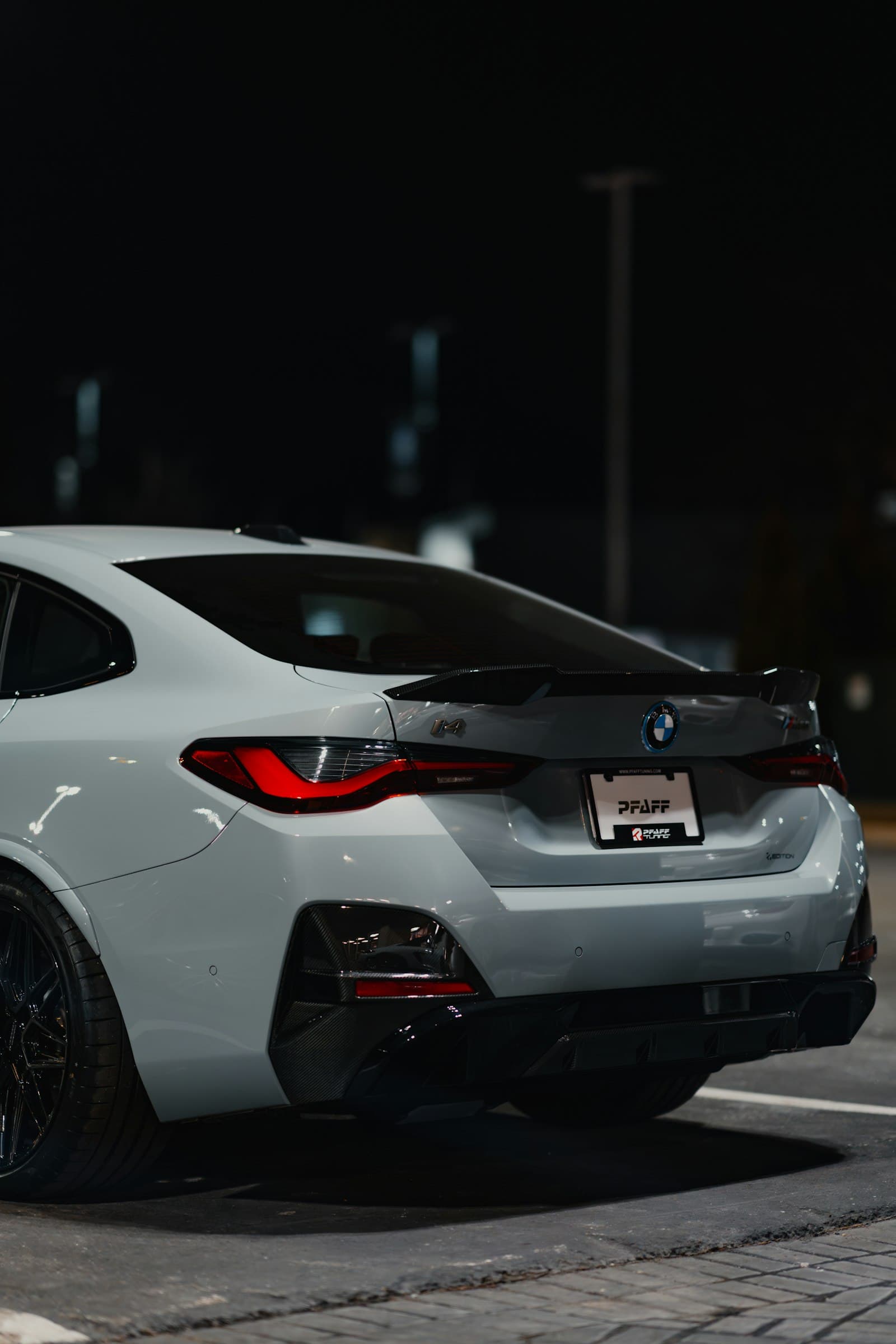 Vit BMW i4
